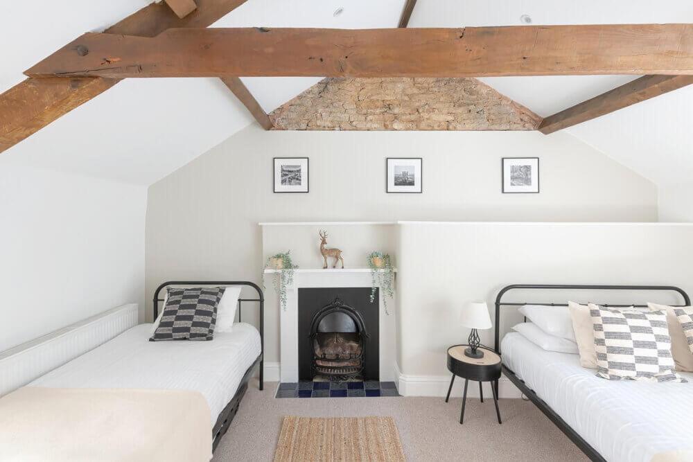Cotswold Manor House - Country House Retreat With Hot Tub, Ideal For Large Groups Petty France Exteriör bild