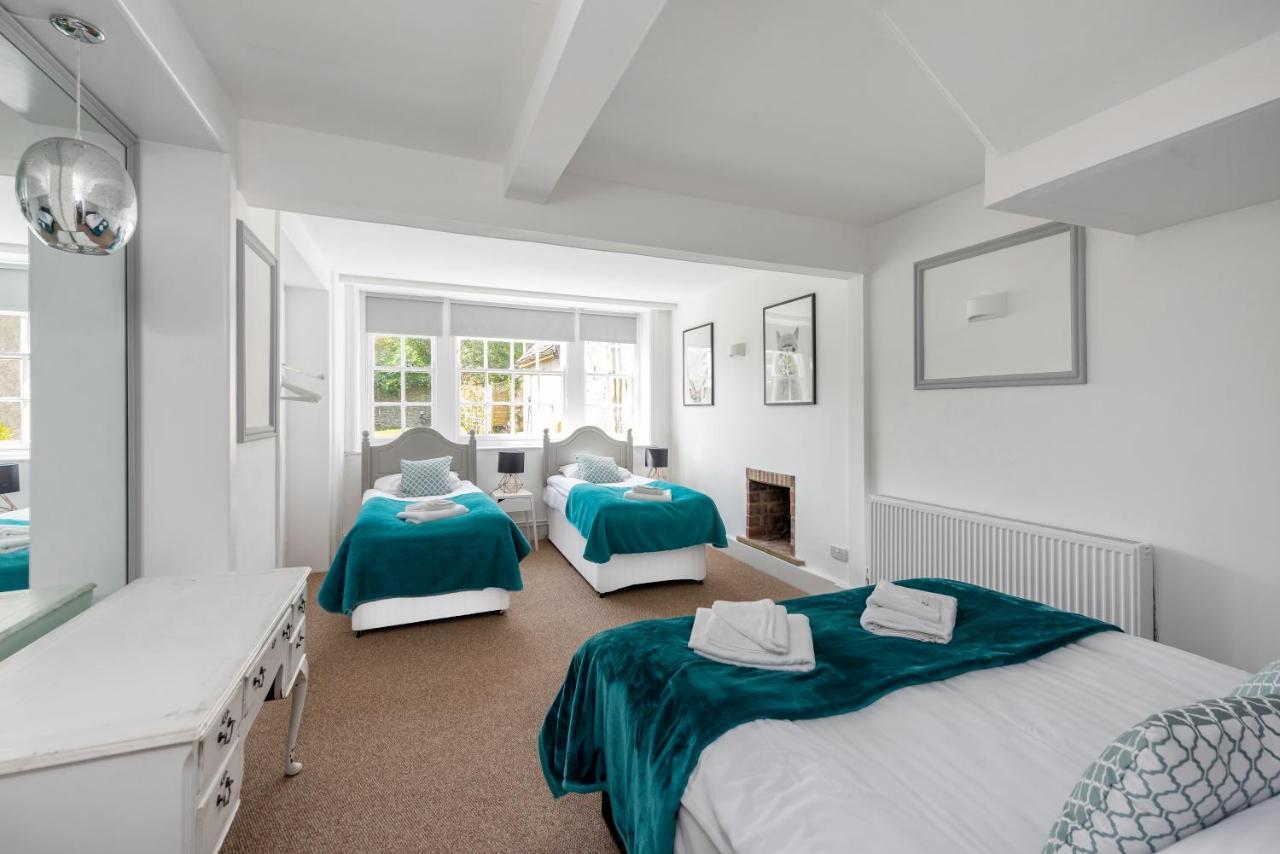 Cotswold Manor House - Country House Retreat With Hot Tub, Ideal For Large Groups Petty France Exteriör bild