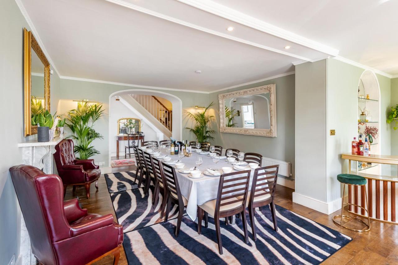 Cotswold Manor House - Country House Retreat With Hot Tub, Ideal For Large Groups Petty France Exteriör bild