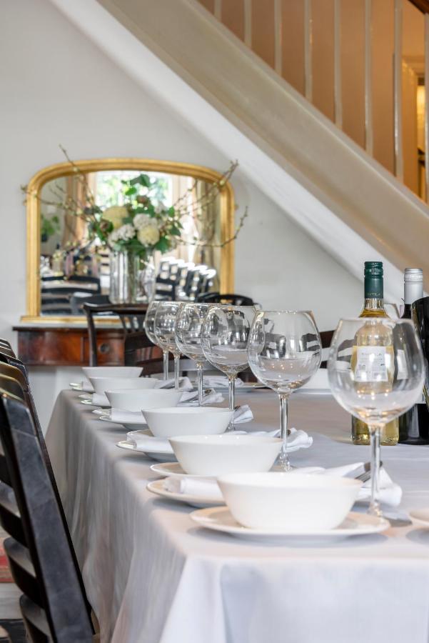 Cotswold Manor House - Country House Retreat With Hot Tub, Ideal For Large Groups Petty France Exteriör bild