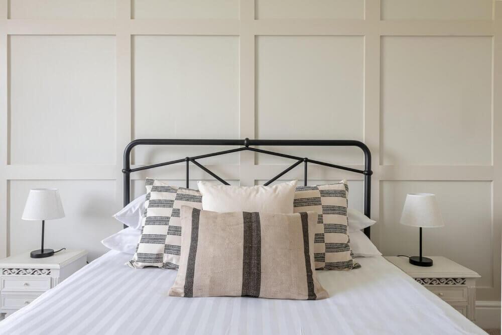 Cotswold Manor House - Country House Retreat With Hot Tub, Ideal For Large Groups Petty France Exteriör bild