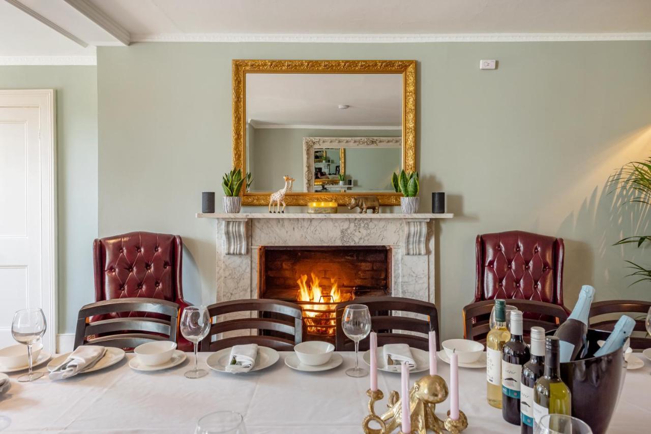 Cotswold Manor House - Country House Retreat With Hot Tub, Ideal For Large Groups Petty France Exteriör bild