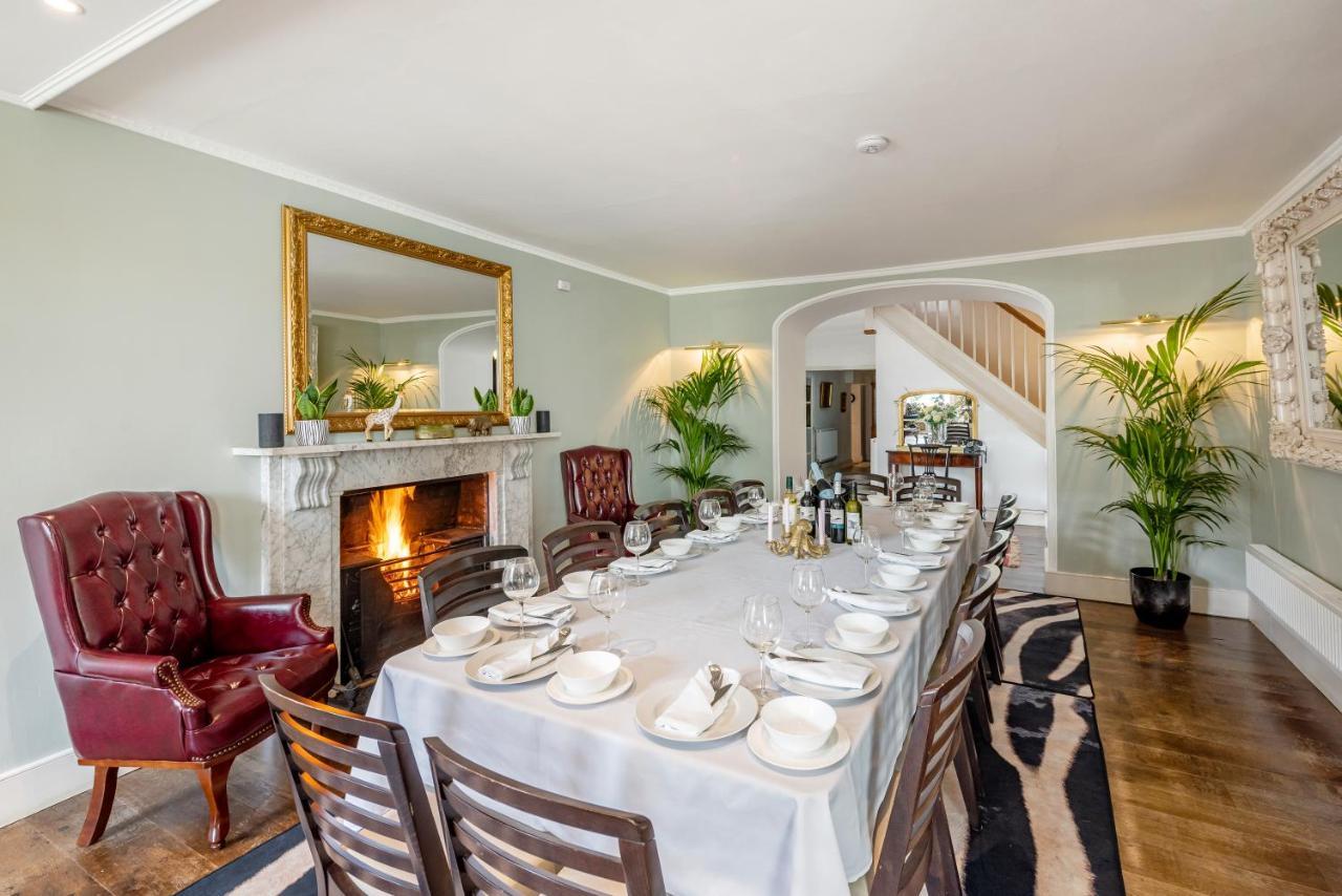 Cotswold Manor House - Country House Retreat With Hot Tub, Ideal For Large Groups Petty France Exteriör bild